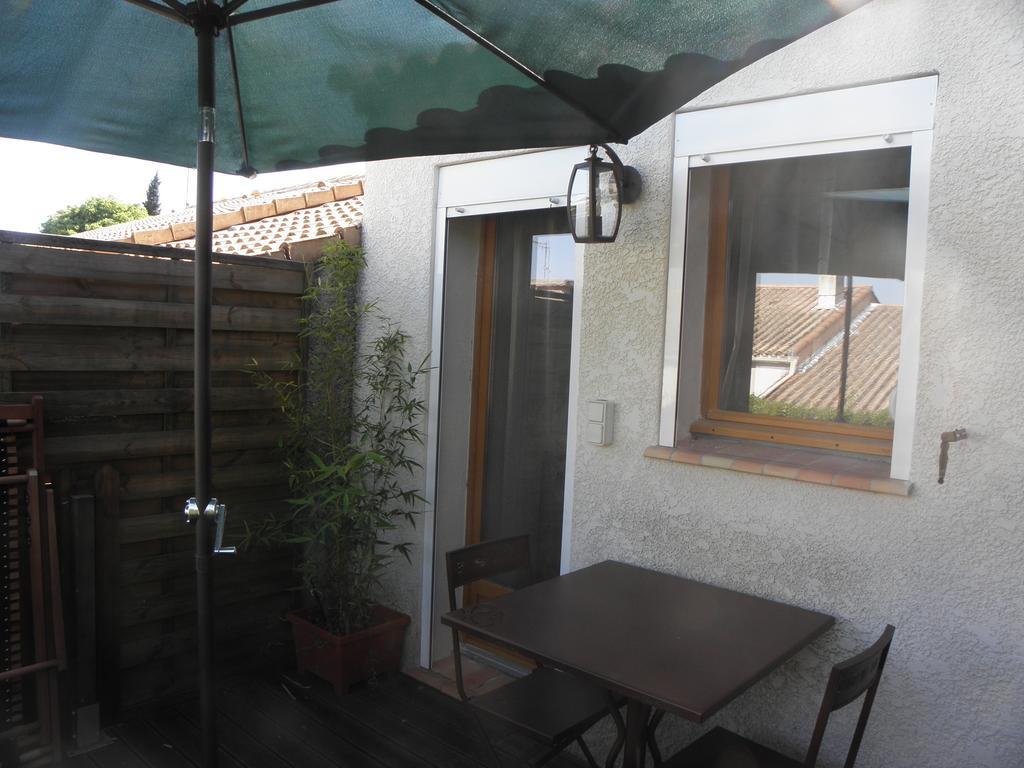 La Parenthese Apartment Sommieres Ruang foto
